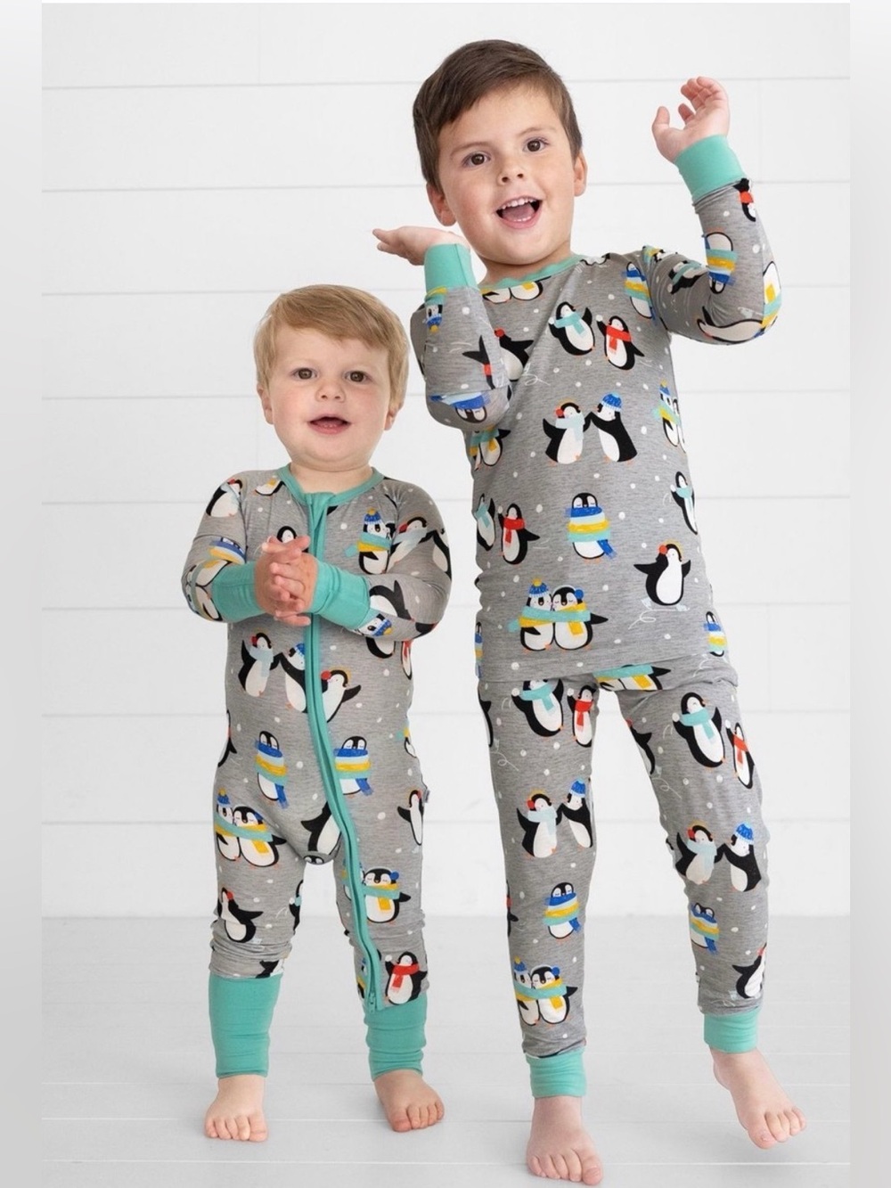 LITTLE SLEEPIES Penguin Party Pajama Set - 4T